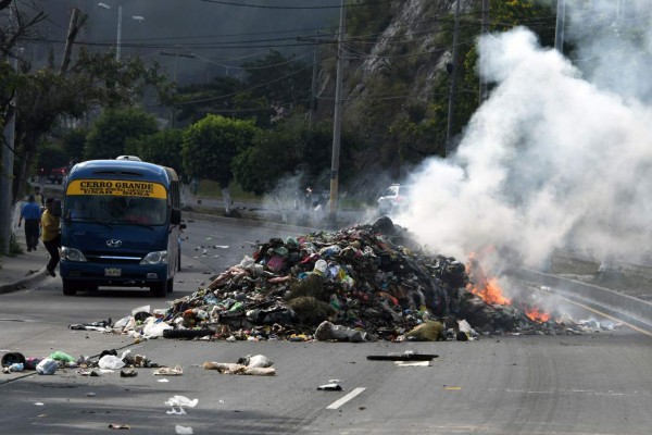 Empresarios piden a políticos pensar en Honduras antes del interés personal