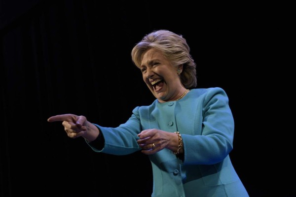 Las mujeres empujan a Clinton a la Casa Blanca y hunden a Trump