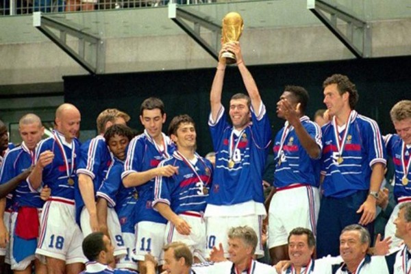 El 'pequeño amaño' que ayudó a Francia en el mundial del 98