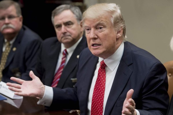 Trump admite que el litigio por su veto migratorio podría llegar al Tribunal Supremo