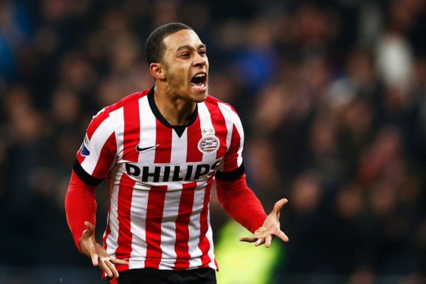 Manchester United anuncia fichaje del holandés Memphis Depay
