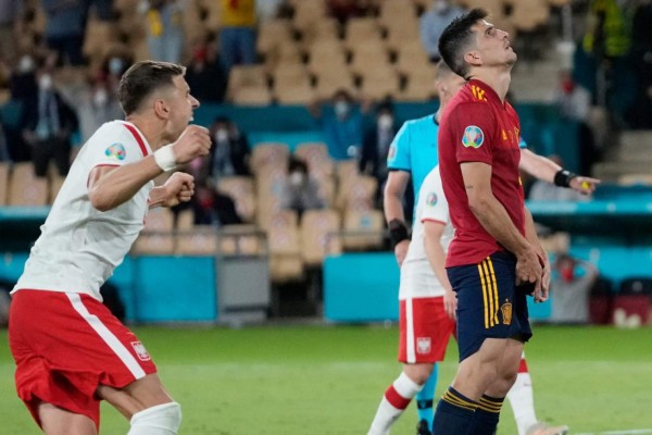 España sigue sin ganar en la Eurocopa y firma amargo empate ante Polonia