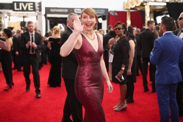 Bryce Dallas Howard compró su vestido de los SAG Awards en Internet