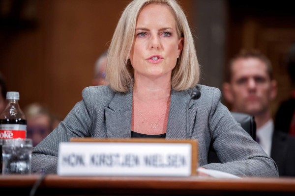 Nielsen dice que muerte de menor es 'ejemplo' de los peligros de viaje a EEUU