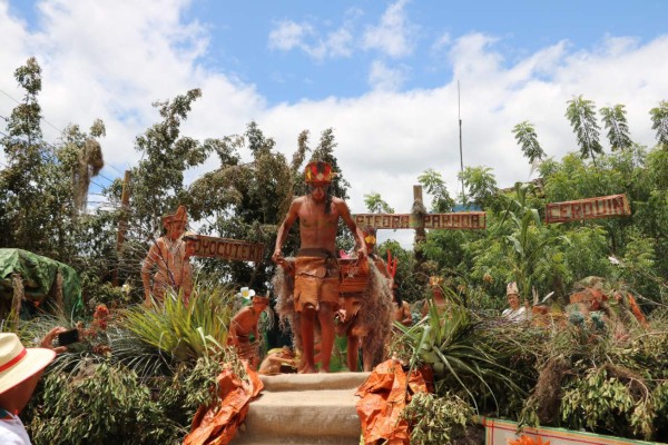 Gracias da ejemplo de identidad nacional al celebrar a Lempira