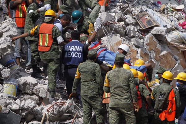 México, volcado en el reto del rescate tras el terremoto