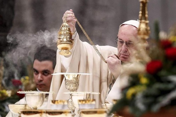 El Papa dice que el dinero y el éxito son astros fugaces que 'se estrellan'