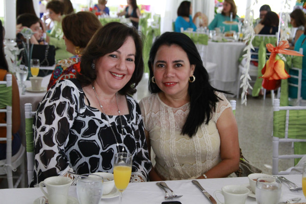 Fairuz Khoury de Larach cumple años