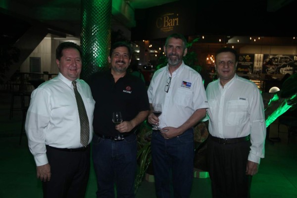 Inauguración de C Bari Artisan Deli