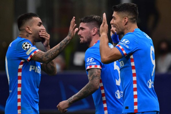 Champions League: Atlético remonta y vence al AC Milan con gol de Luis Suárez al minuto 97