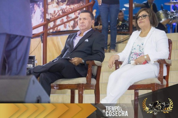 Cruzada de sanación reunió a miles en San Pedro Sula