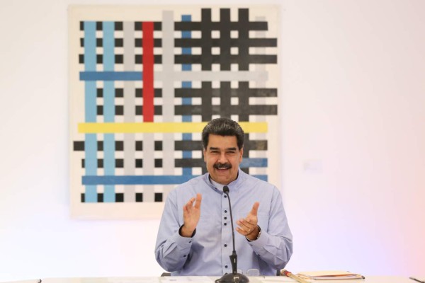 Maduro vendió otras 7 toneladas de oro venezolano en África