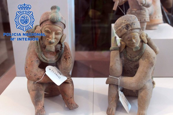 España devuelve a Ecuador varias obras precolombinas incautadas