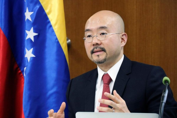 Confusión sobre el posible reconocimiento de Japón a Guaidó