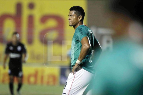 Oficial: Carlo Costly regresó al Marathón y entró de cambio contra Honduras Progreso