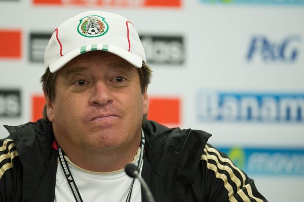 Miguel 'Piojo' Herrera separado de la Selección de México