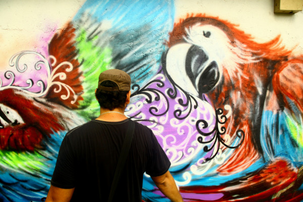 Hondureños pintan de arte y optimismo a San Pedro Sula
