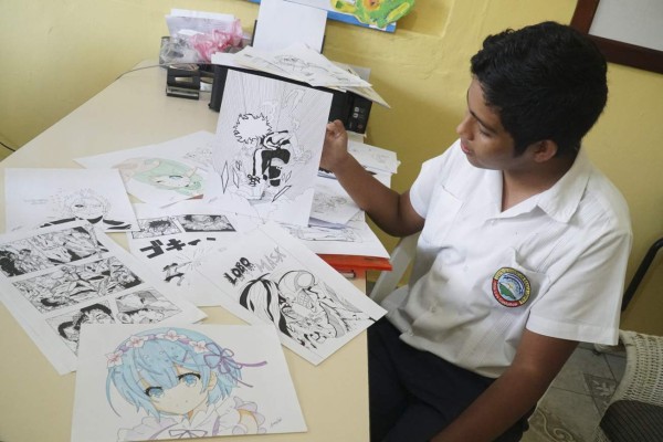 Arnold Balderramos, un joven artista del dibujo