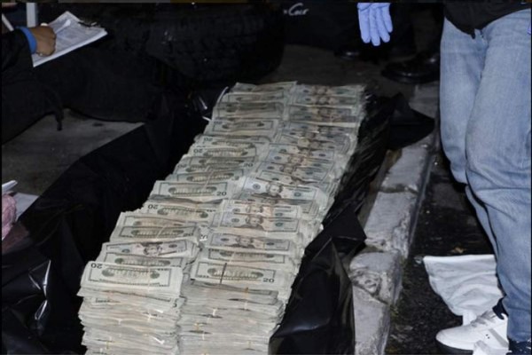 Decomisan más de dos millones de dólares a guatemalteco