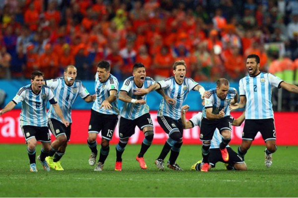 Argentina se impuso en penales a Holanda y alcanza su final soñada