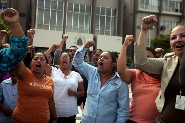 Unos 5,268 empleados públicos fueron suspendidos en 2014