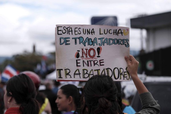El Gobierno y los sindicatos reanudarán el diálogo, mientras la huelga sigue en Costa Rica