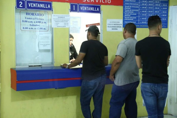 Tránsito ha retenido más de 70 mil licencias