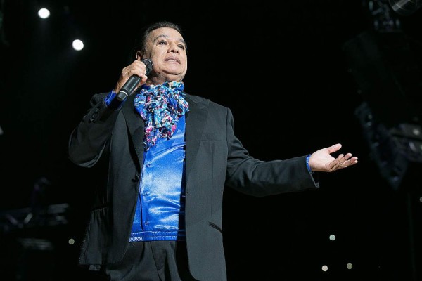 Juan Gabriel muere a causa de un infarto en su casa en California