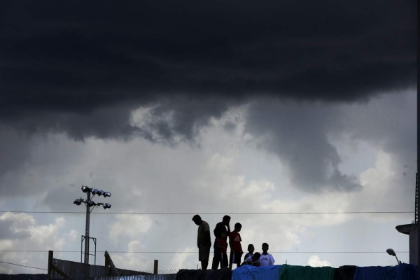 Nueva onda tropical dejará lluvias por 36 horas en la mayor parte del país