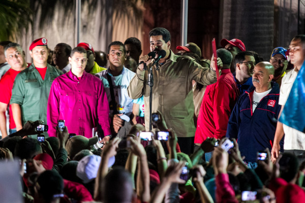 Capriles convoca a protestas por poderes especiales de Maduro