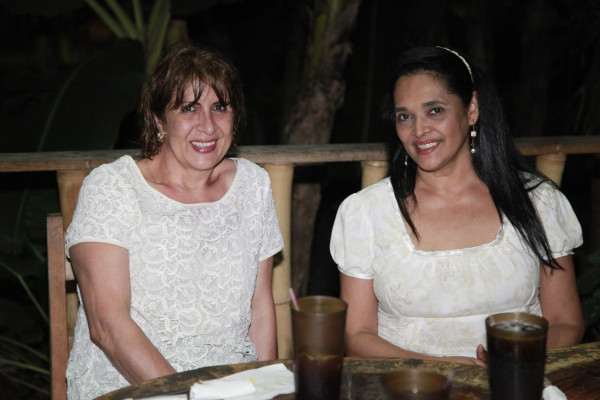 Festejo de tradiciones y hermandad