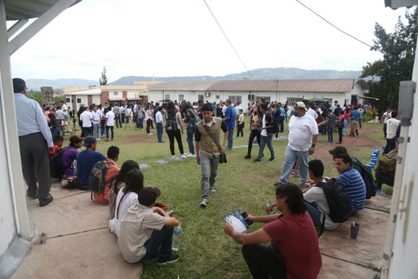 Honduras: Capitalinos esperan el eclipse de sol