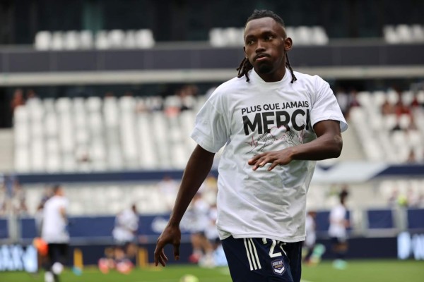 Alberth Elis se quedó en la banca en empate del Girondins de Burdeos