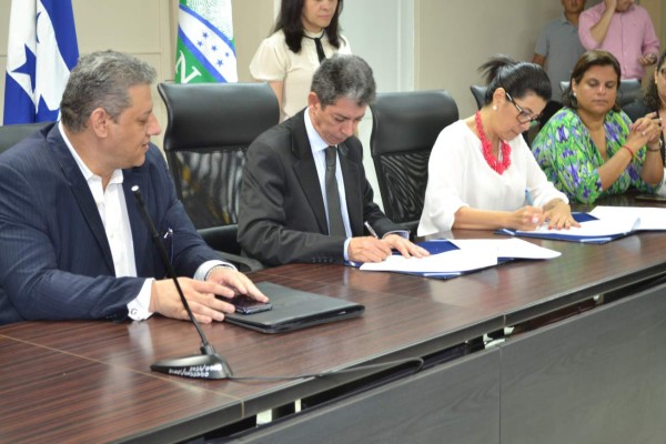 La DEI emitirá partidas nacimiento para trámites tributarios