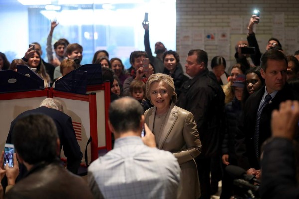 'Espero ganar': Hillary Clinton tras votar en Nueva York