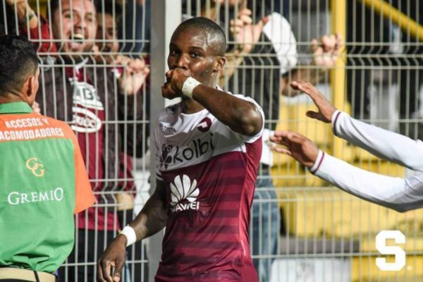 Rubilio Castillo se reencontró con las redes y anotó su sexto gol con Saprissa