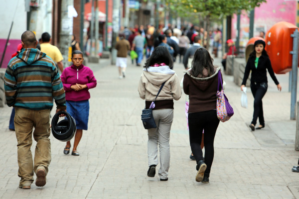 Piden a los hondureños sacar los abrigos el miércoles por masa de aire frío