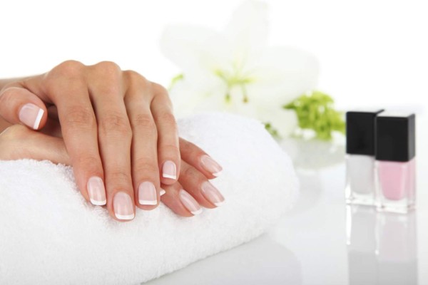 Mantenga las uñas sanas y evite que se quiebren