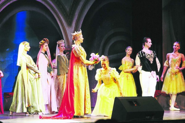 Ballet Clásico de Rusia deslumbró con su presentación