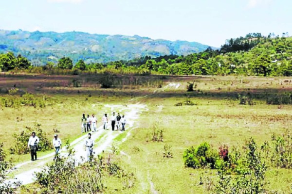 Unesco revisará informe del aeródromo de Copán