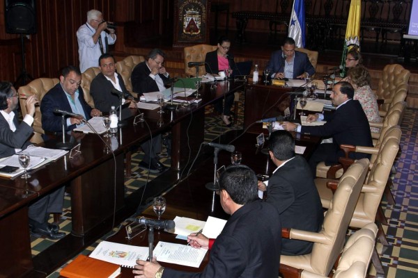 Aún no hay sustituto para regiduría liberal