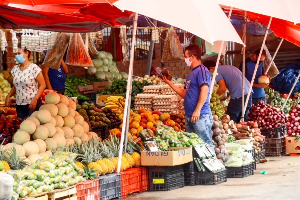 Vendedores sin protocolo ni autoridad que los supervise