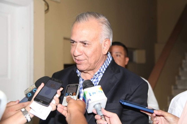 Congreso Nacional pide interpretar si plebiscito se aplica al caso de la reelección