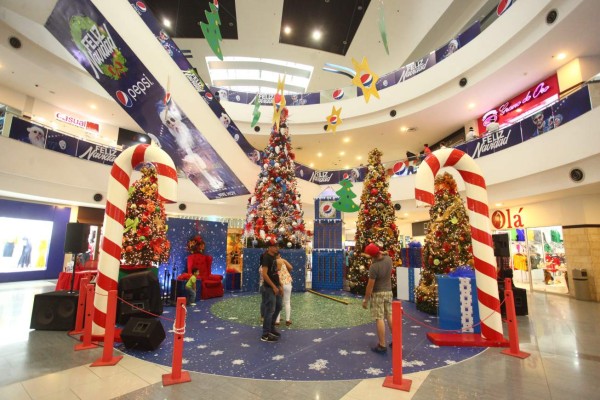 Sampedranos disfrutan al máximo el espíritu navideño