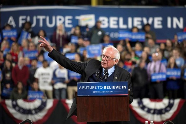 Bernie Sanders gana los caucus demócratas de Alaska