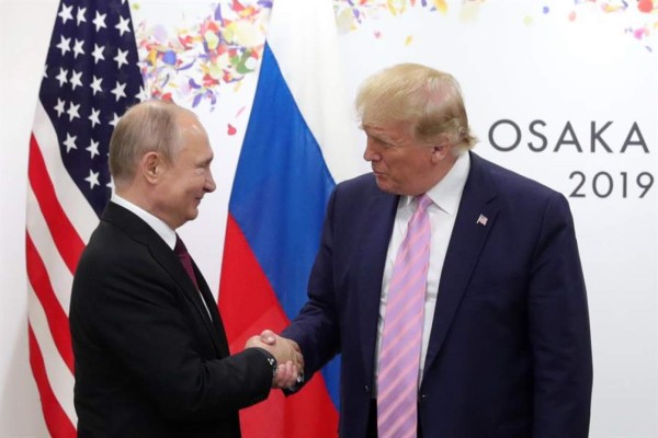 Trump y Putin hablan sobre pandemia y soluciones a 'carrera armamentística'  