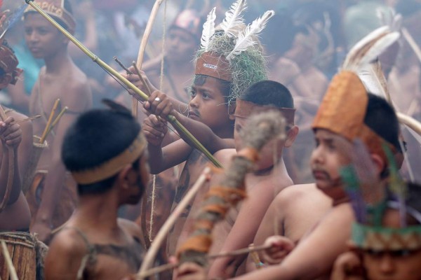 Escuelas de Honduras celebran el Día del Cacique Lempira