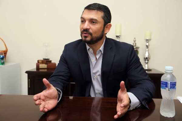 Rolando Argueta manda a investigar a todo el personal de la Corte Suprema de Justicia