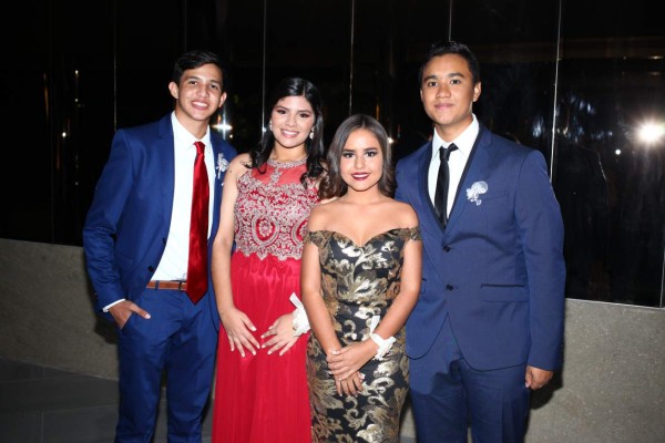 Clase 2018 de La Salle celebra su fiesta de graduación