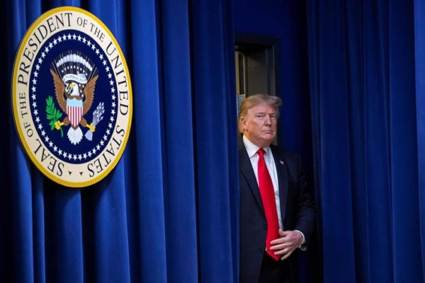 Trump amenaza con un 'largo' cierre del Gobierno si no logra fondos para el muro